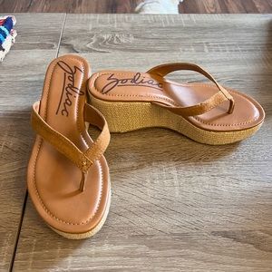 Zodiac tan sandals
